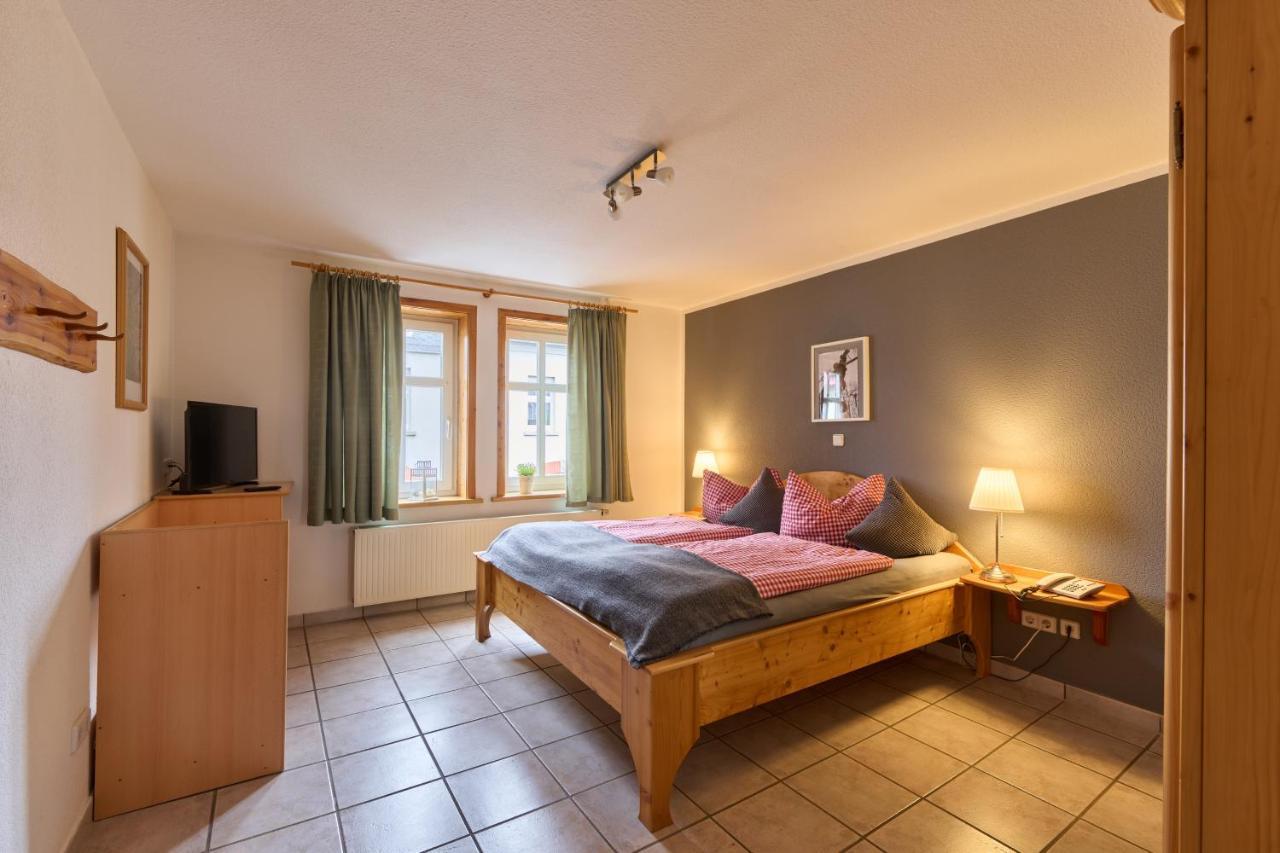 Landhotel Brauner Hirsch Kammerforst Exterior photo